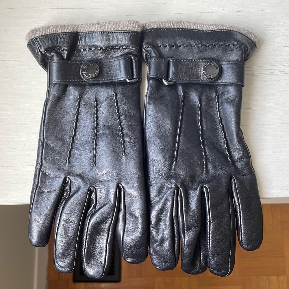 Rudsak leather gloves with wool lining